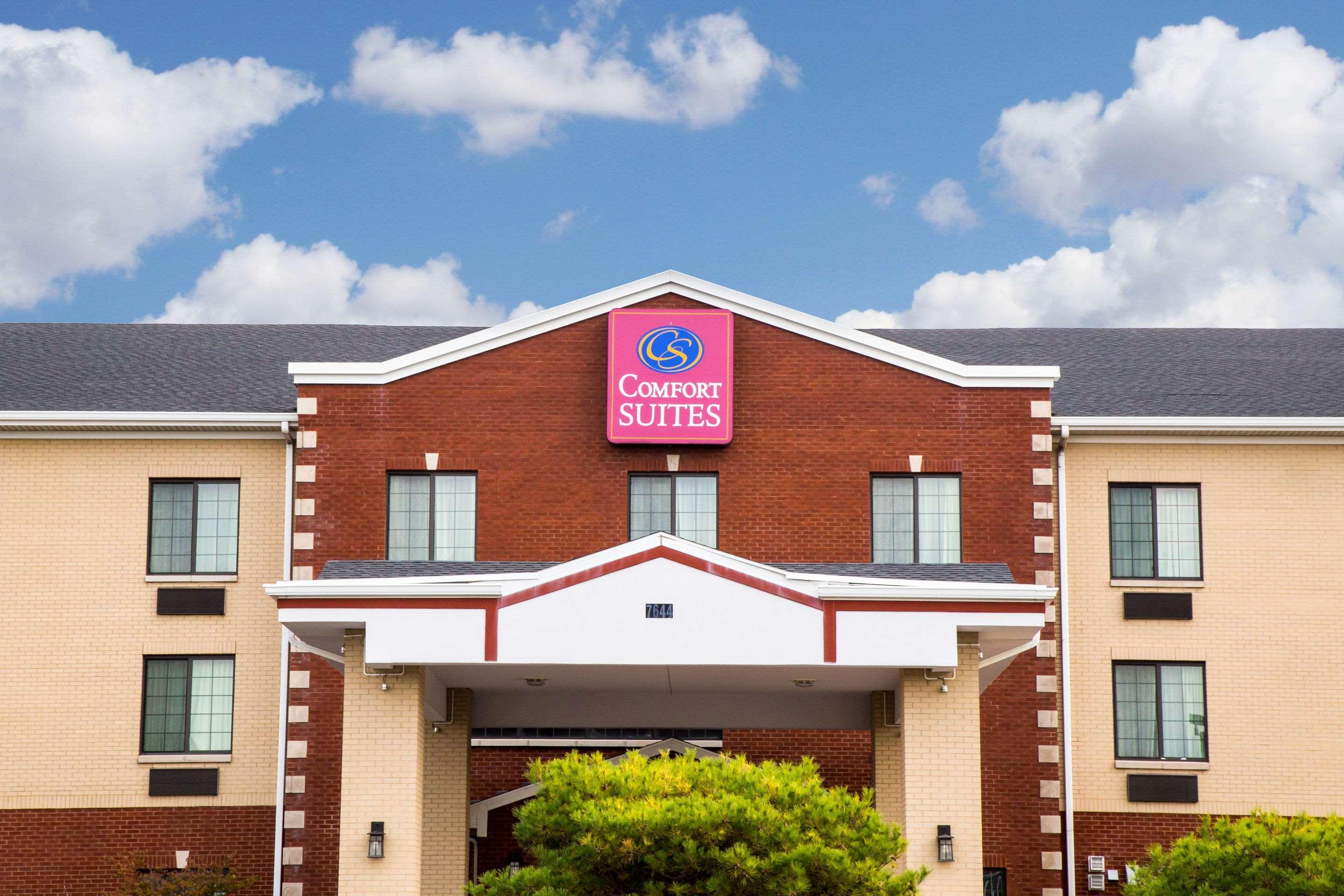 Comfort Suites Grand Rapids South Kentwood Exterior photo
